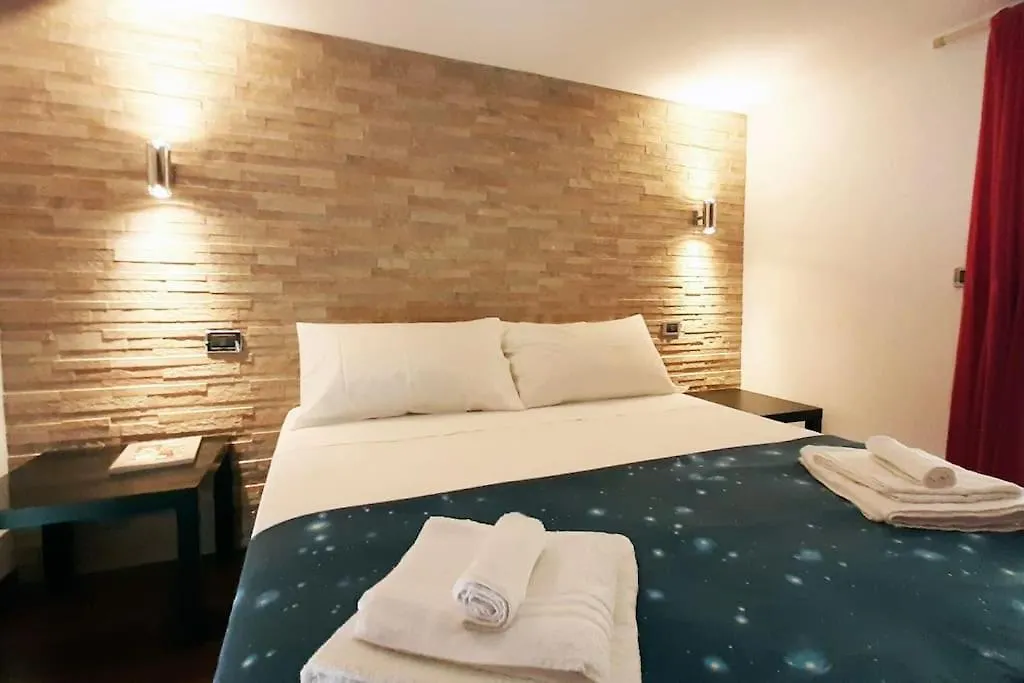 Cecilia Apartments Mondello Palermo 0*,