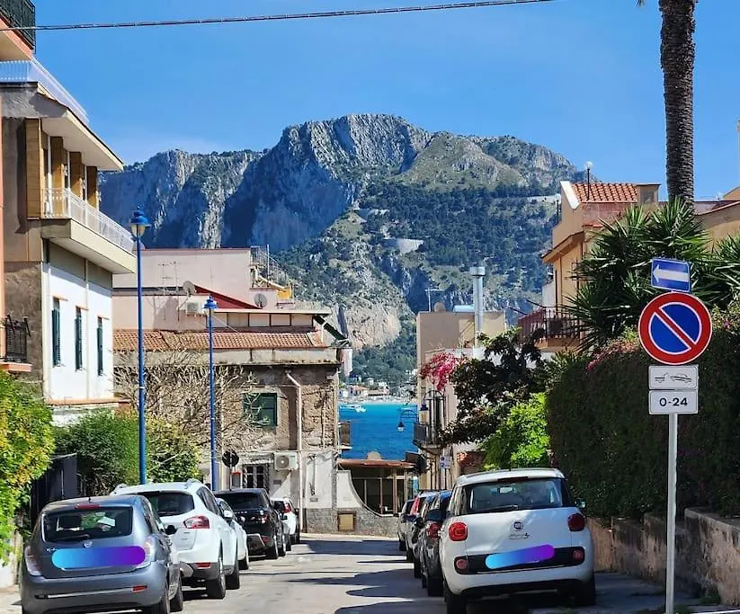 Cecilia Apartments Mondello Palermo Italy